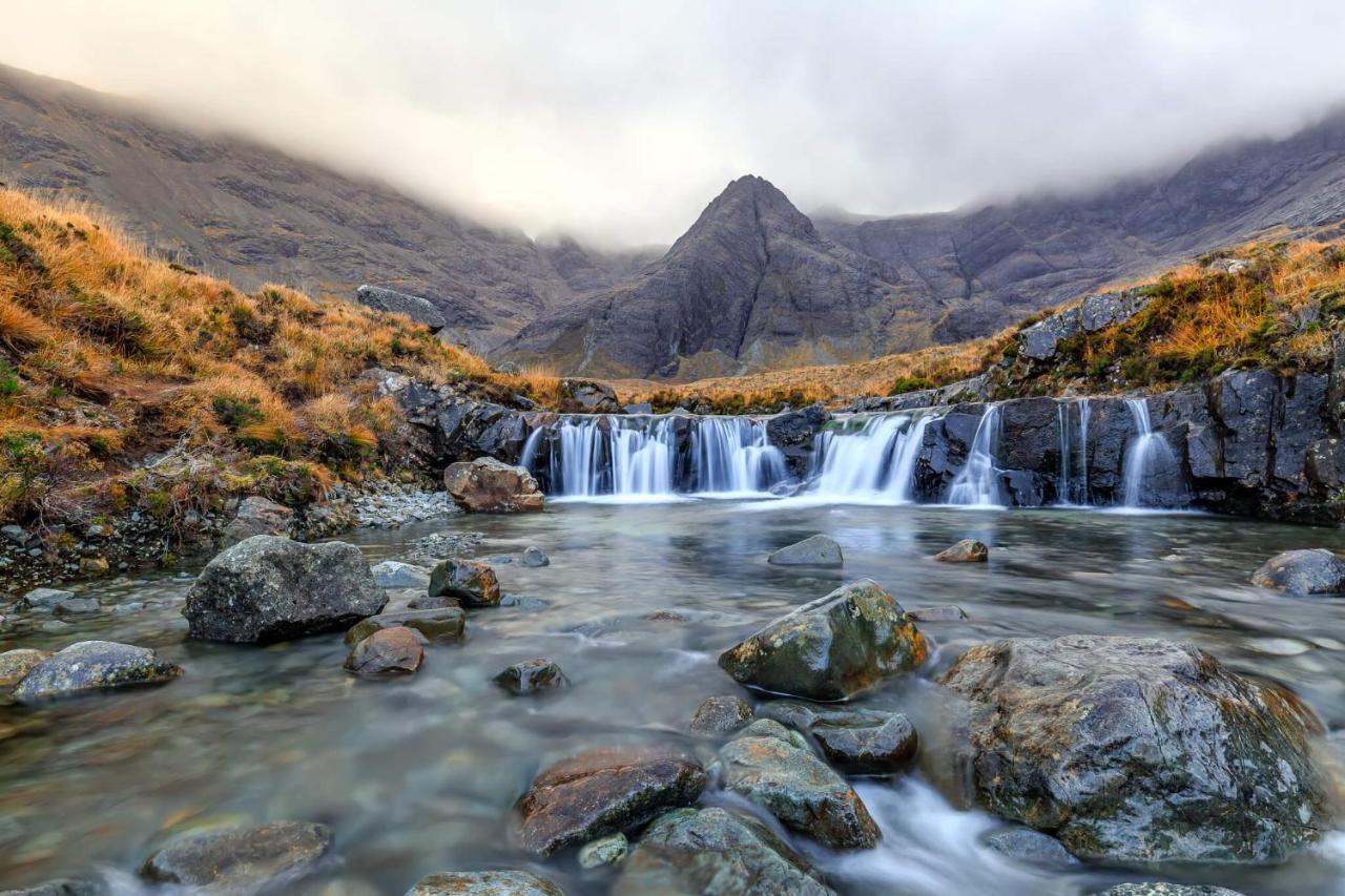 Tigh Phadraig At Marys Thatched Cottages Elgol Екстер'єр фото